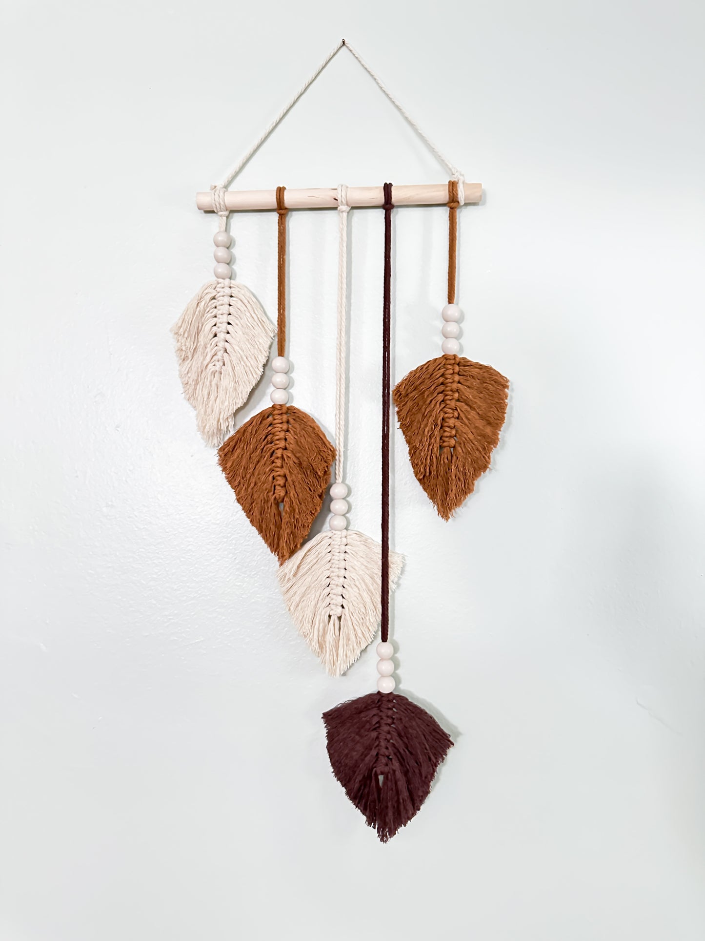 Simple Macramé Feathers